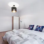 Business Apartment In Jaksto Street